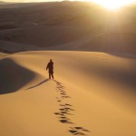 walking in circles at the foot of the mountain